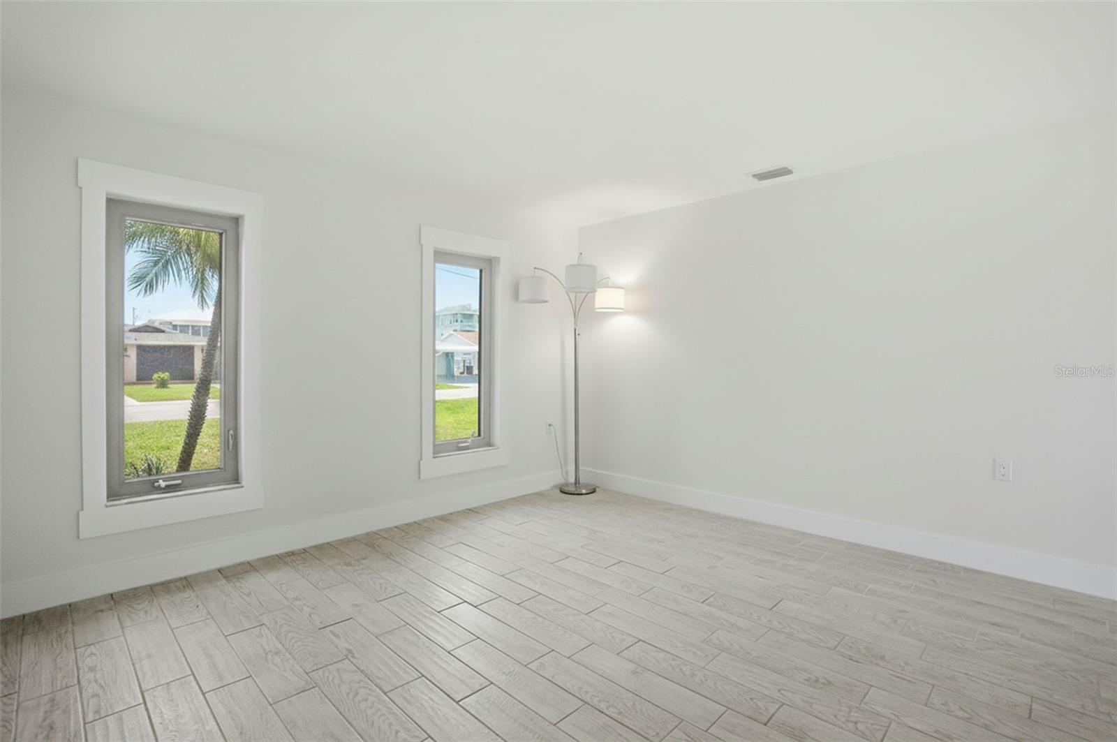 HUDSON BEACH ESTATES - Residential