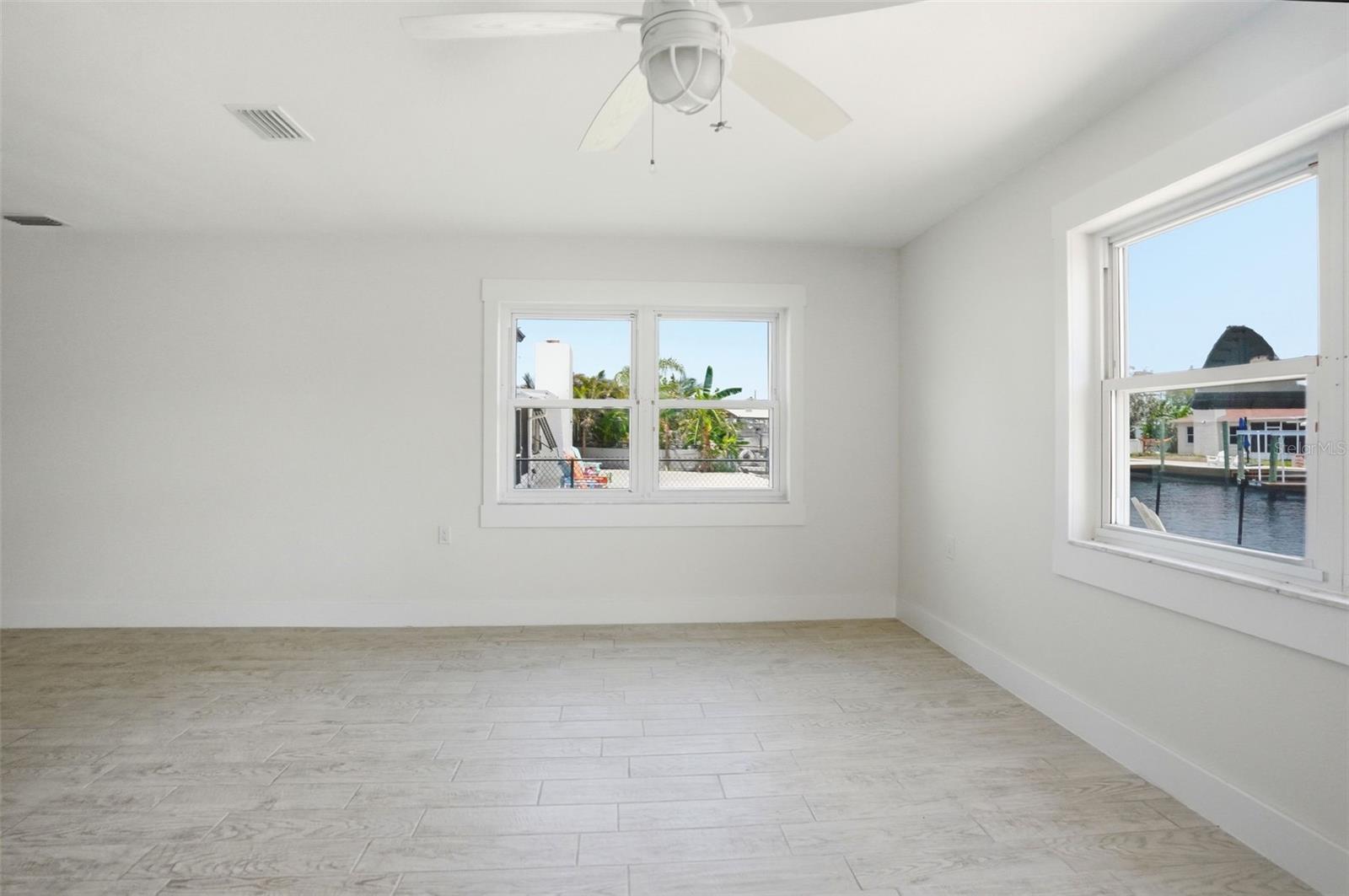 HUDSON BEACH ESTATES - Residential