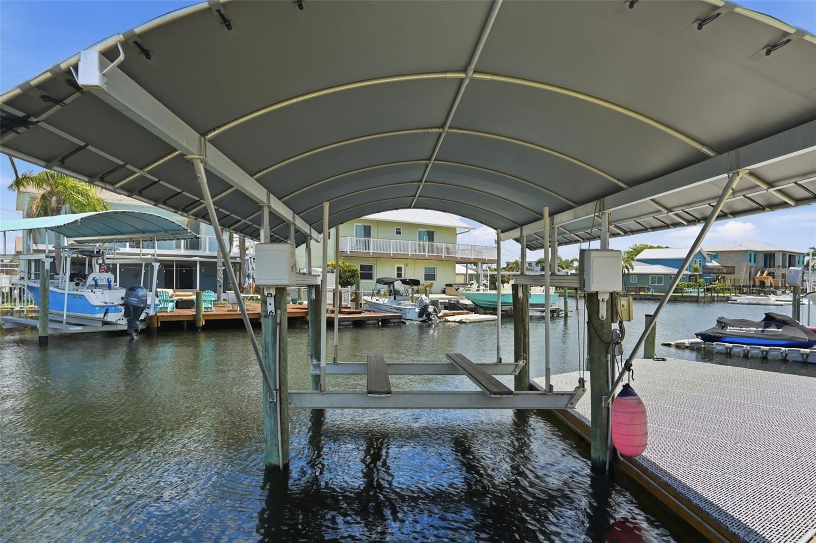 HUDSON BEACH ESTATES - Residential