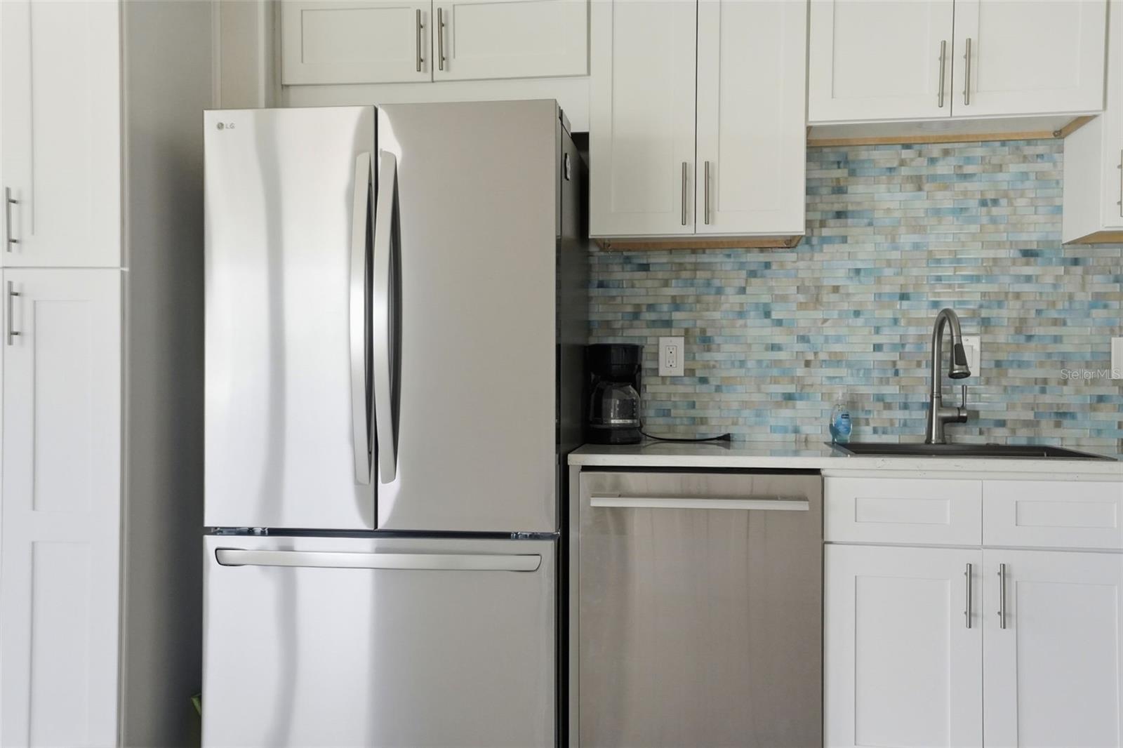 HUDSON BEACH ESTATES - Residential