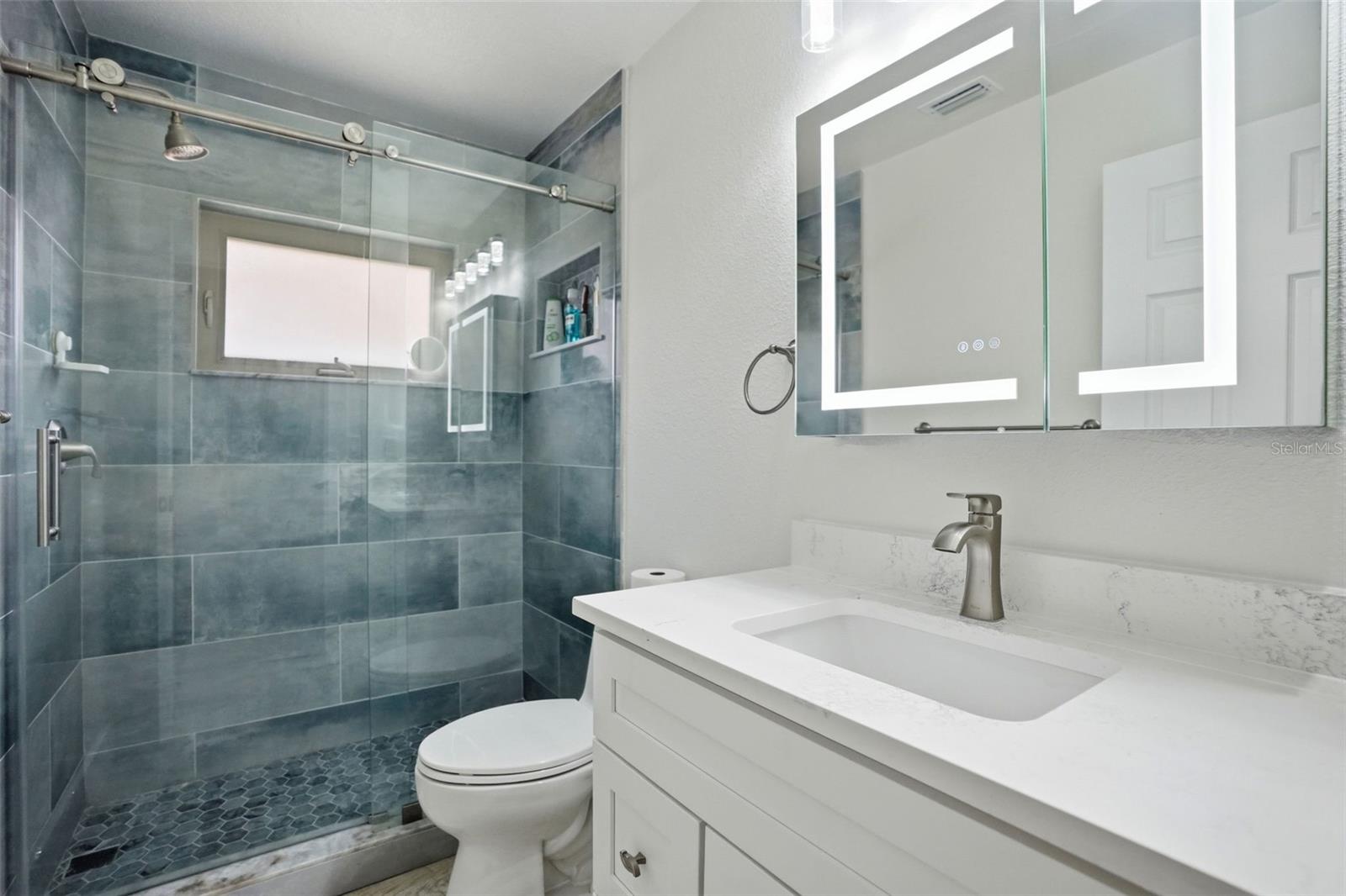 HUDSON BEACH ESTATES - Residential