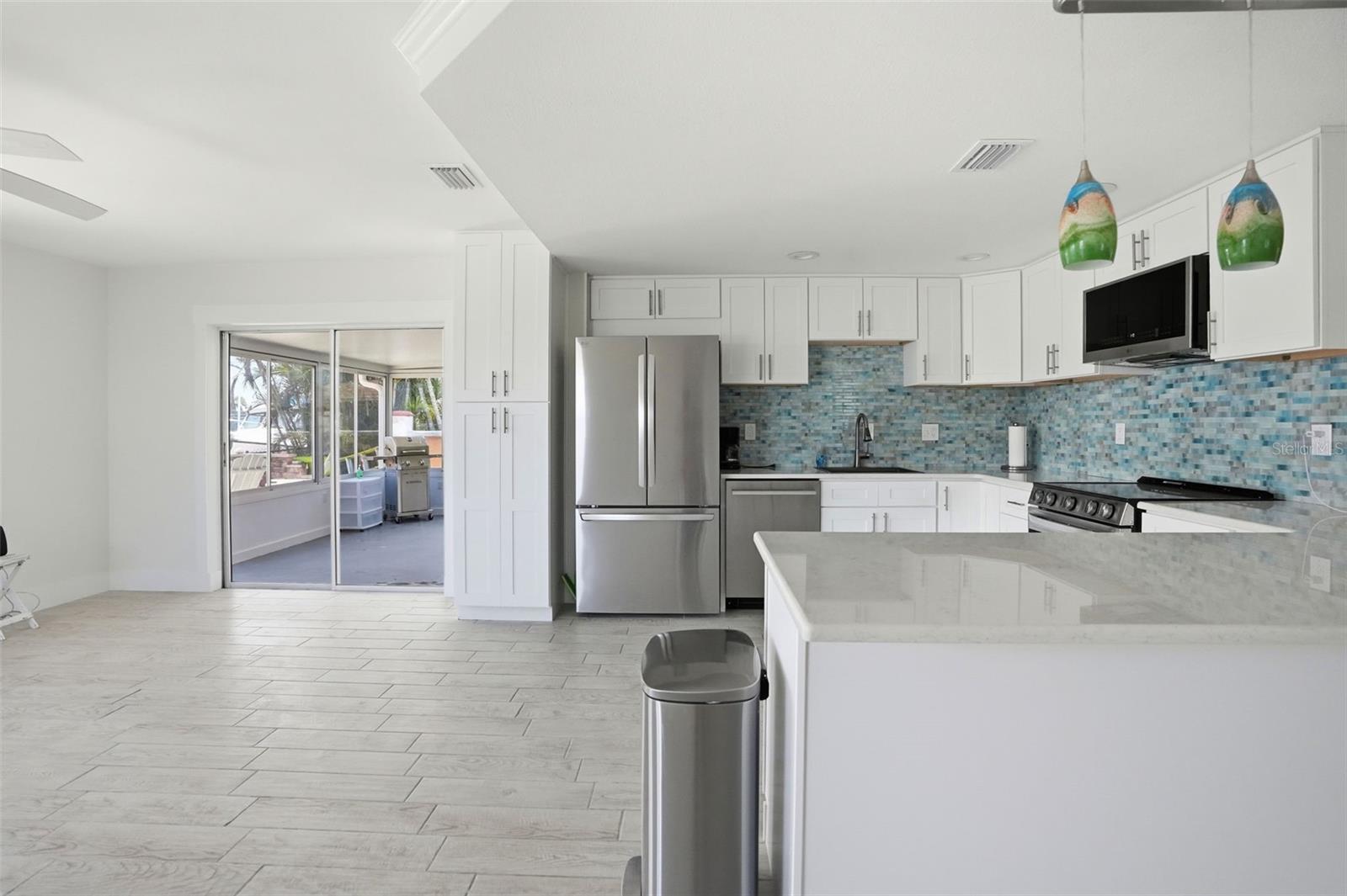 HUDSON BEACH ESTATES - Residential
