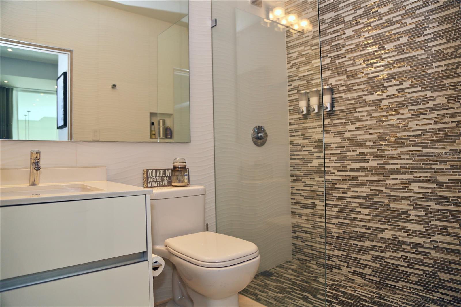 PASEO CARIBE- BAHIA PLAZA - Residential Lease