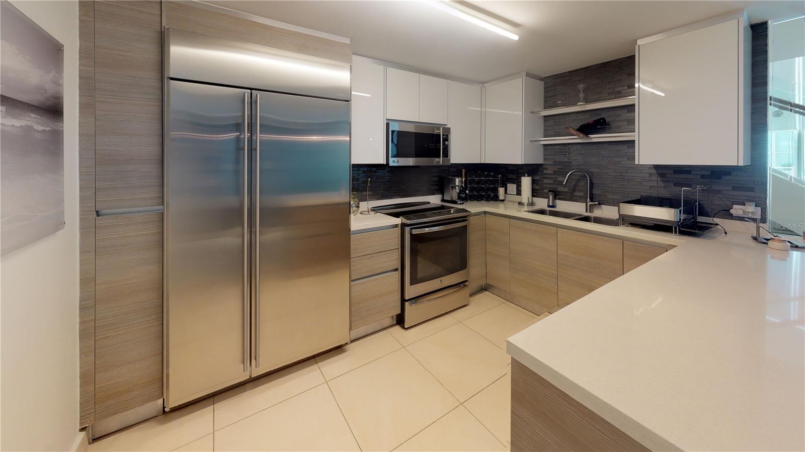 PASEO CARIBE- BAHIA PLAZA - Residential Lease