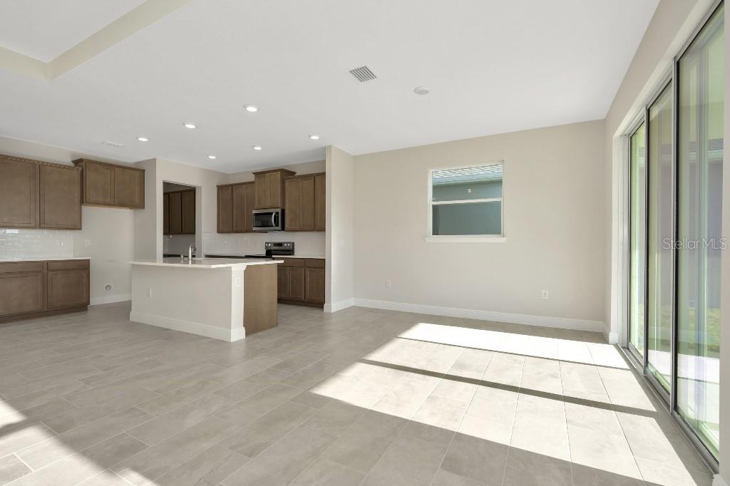 MANGROVE MANOR PH 1 - Residential