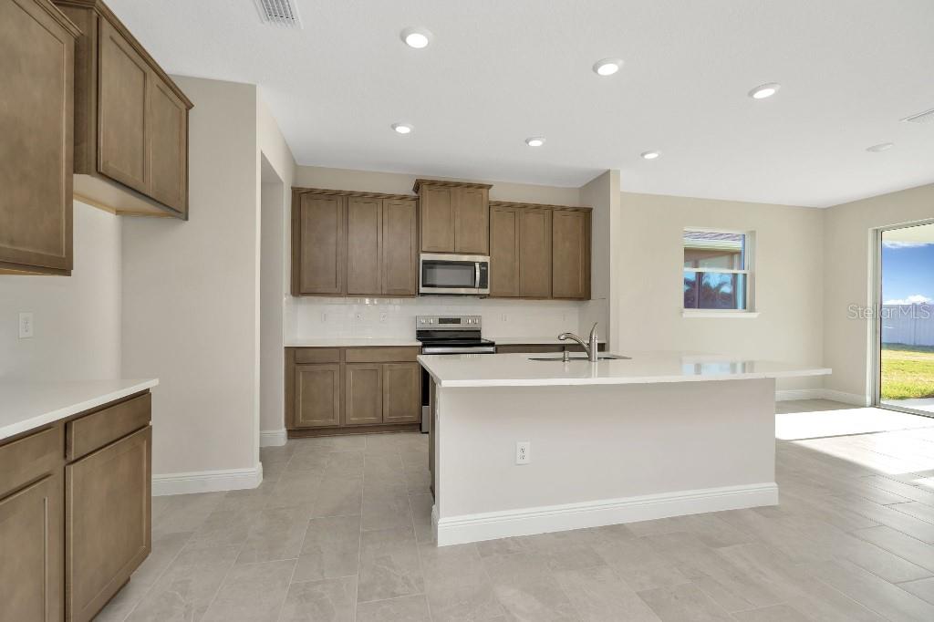 MANGROVE MANOR PH 1 - Residential