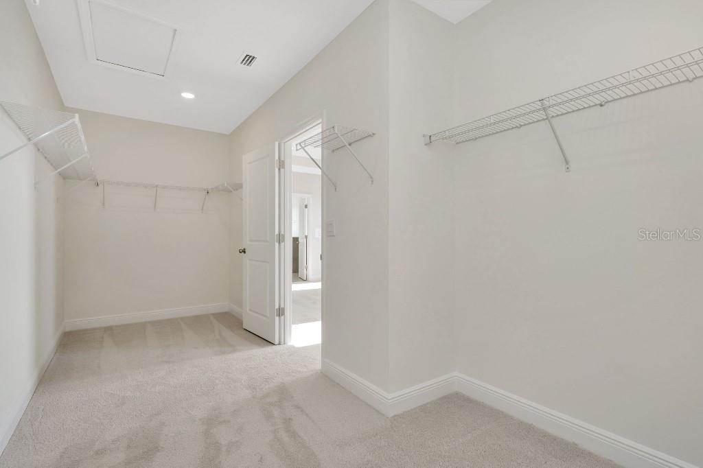 MANGROVE MANOR PH 1 - Residential