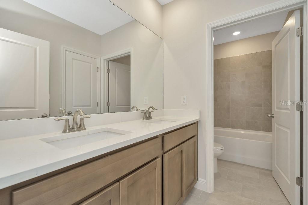 MANGROVE MANOR PH 1 - Residential