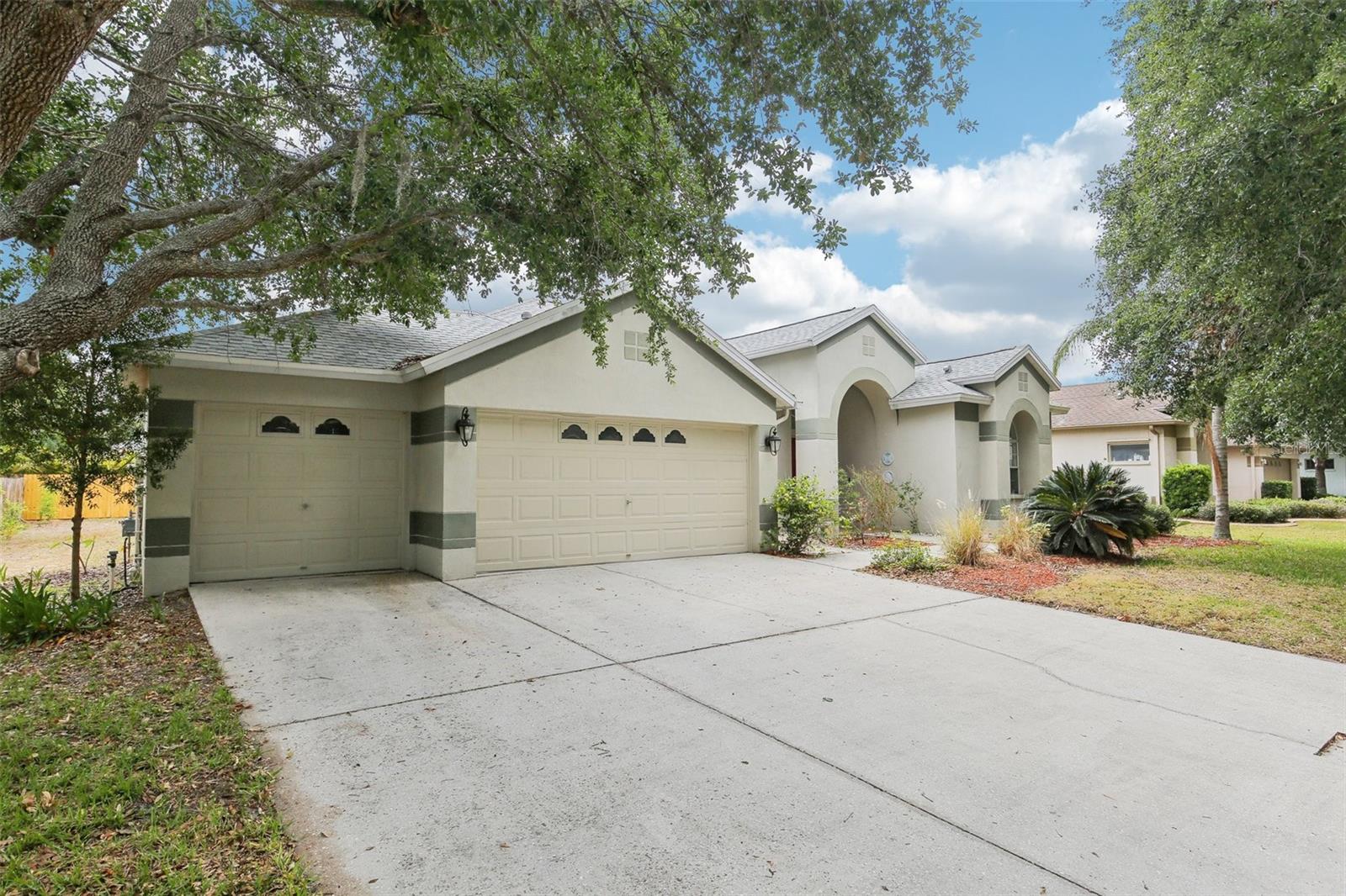 9422 CLOVER GLEN DRIVE
