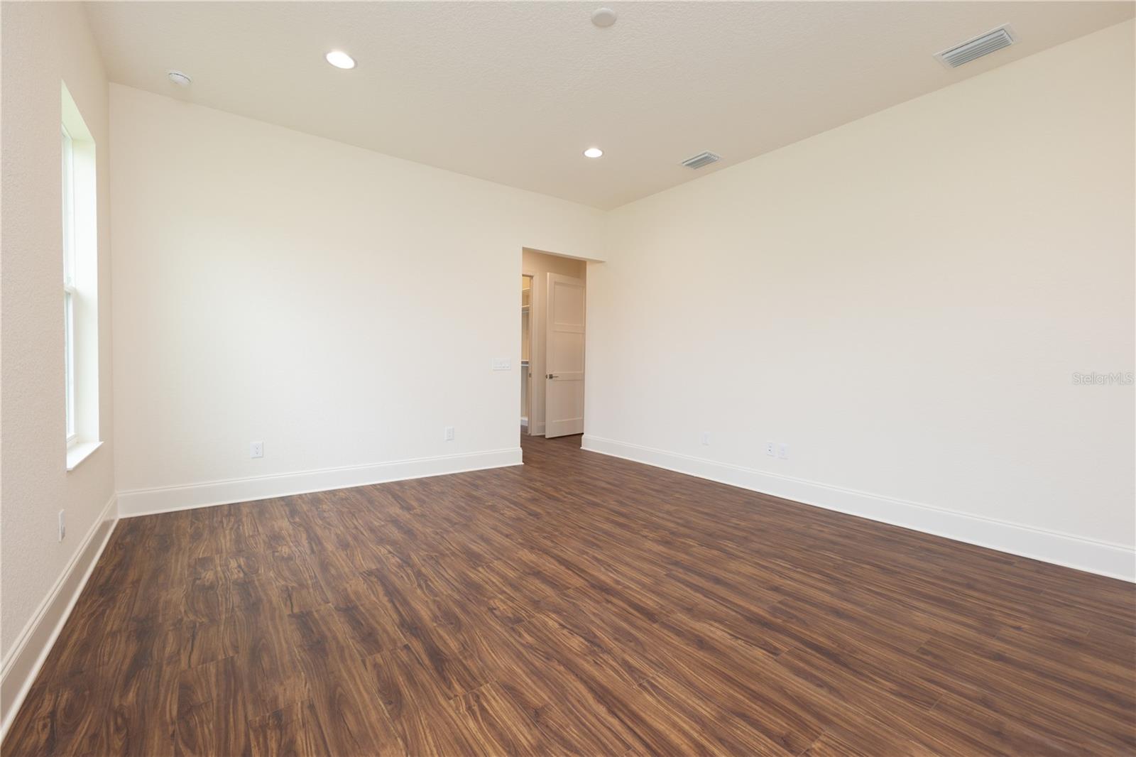 OXFORD LANDINGS - Residential