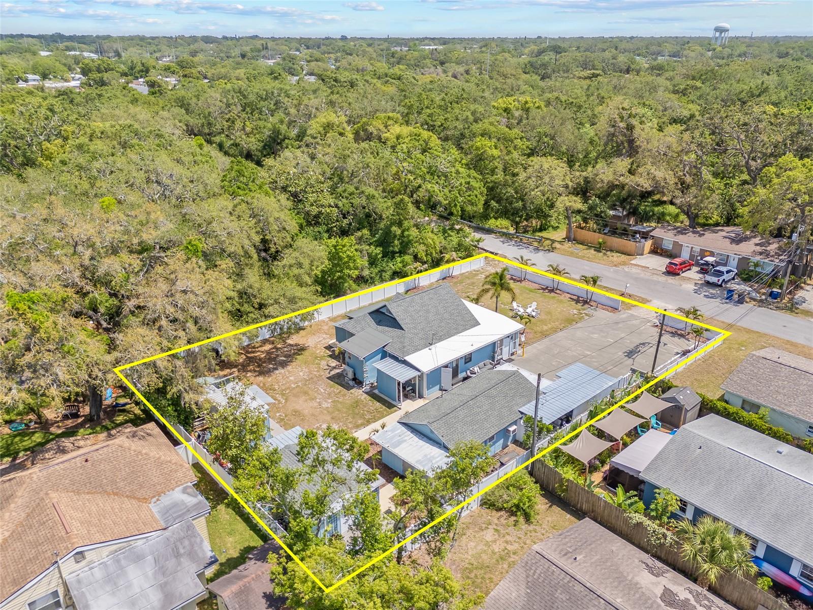1322 IDLEWILD DRIVE