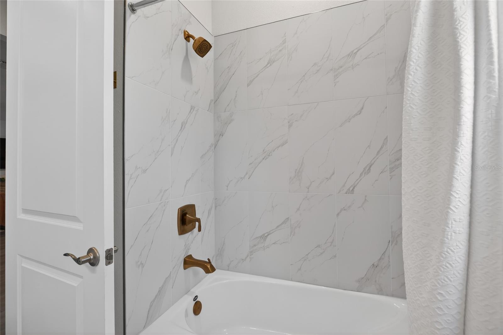 PARRISH LAKES PH IIA1 - Residential