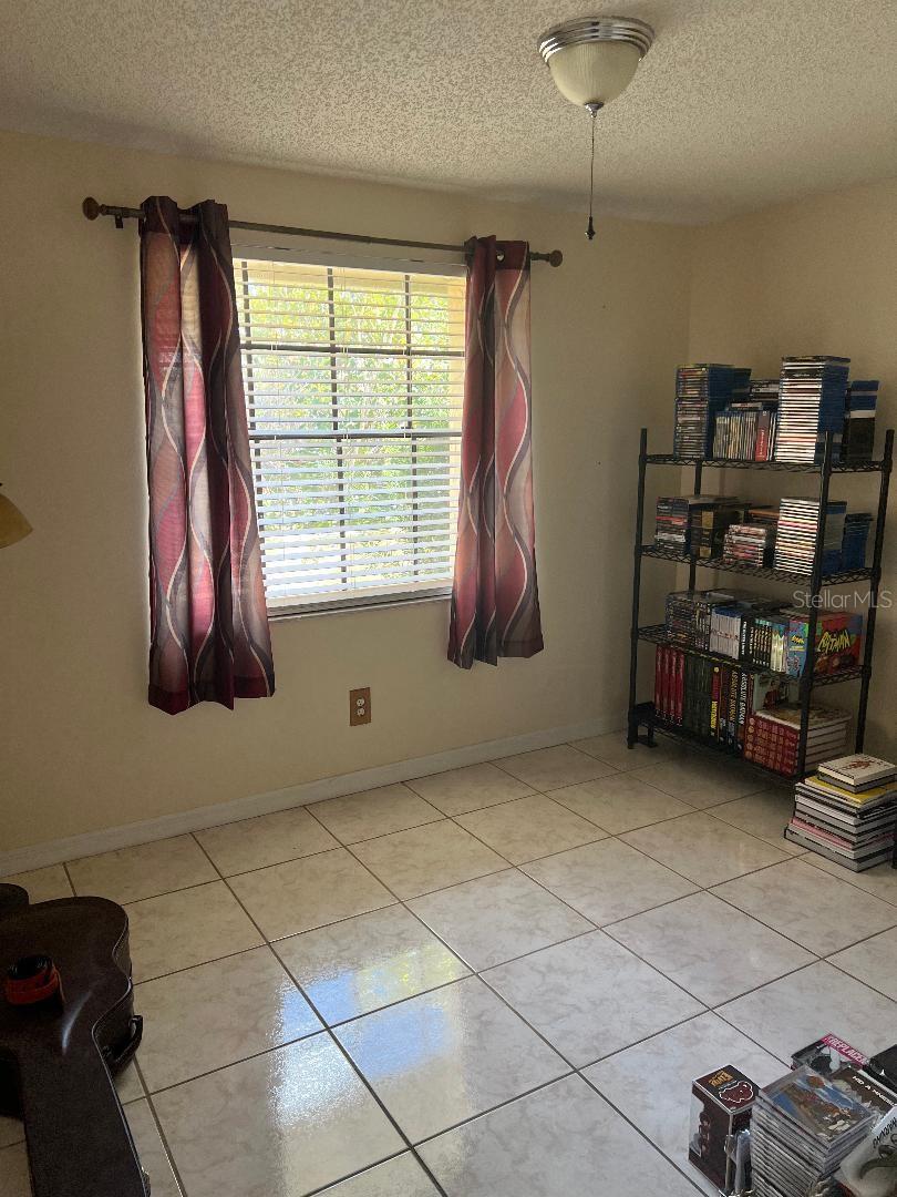 LOGAN GATE VILLG PH III UN 1 - Residential