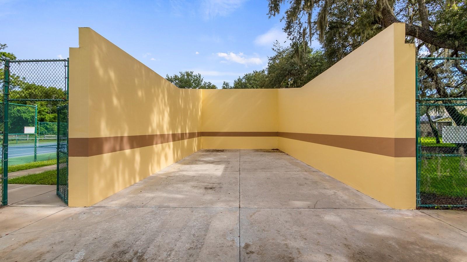 LAKES & SPGS SUB - Residential