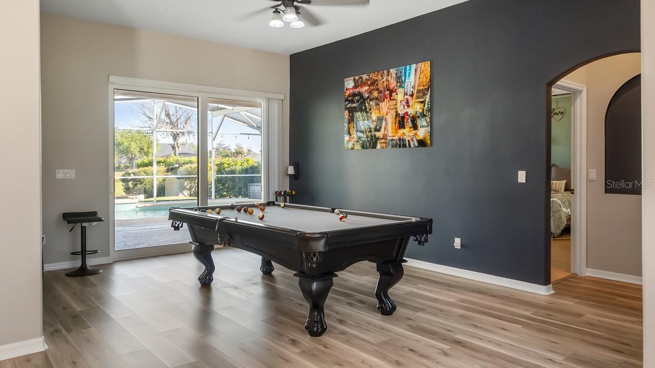 LAKES & SPGS SUB - Residential