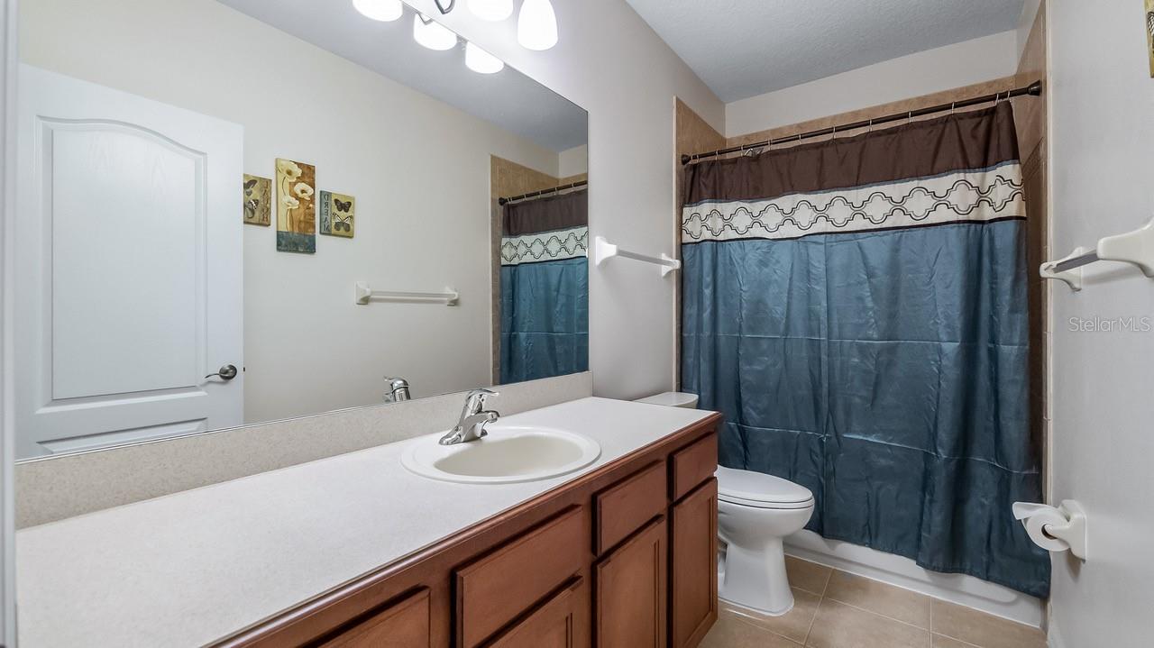 LAKES & SPGS SUB - Residential