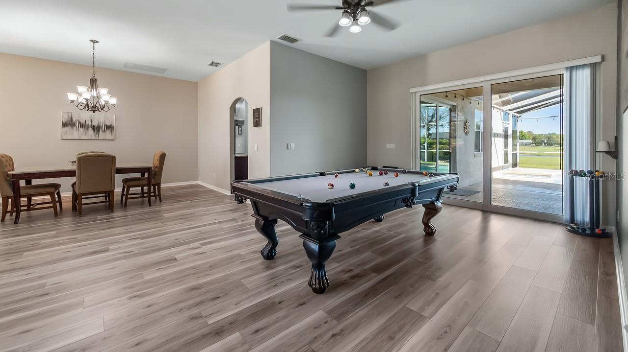 LAKES & SPGS SUB - Residential