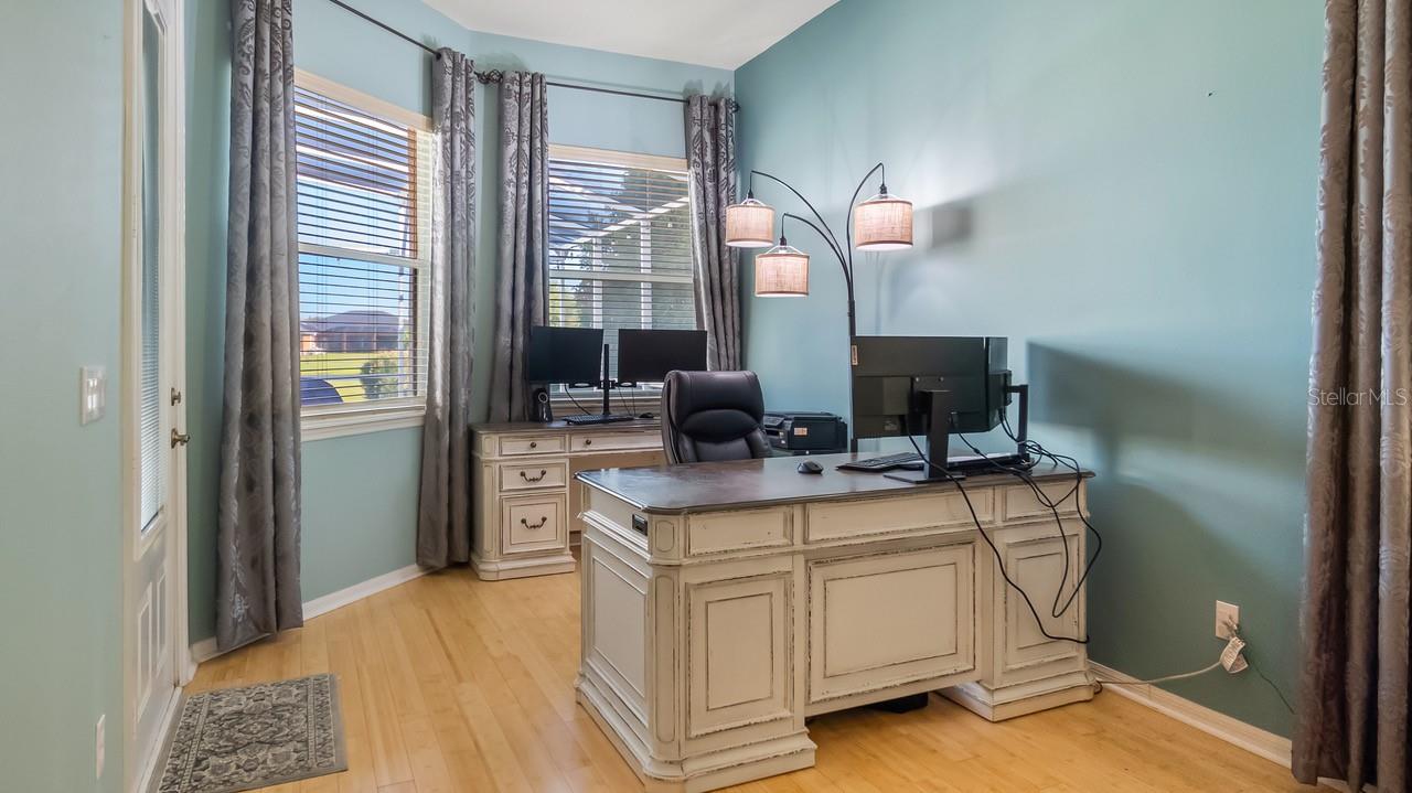 LAKES & SPGS SUB - Residential