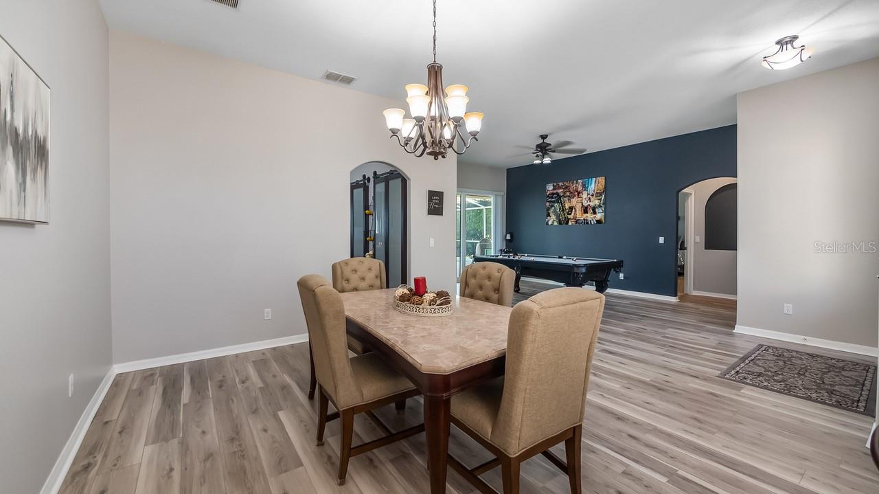 LAKES & SPGS SUB - Residential