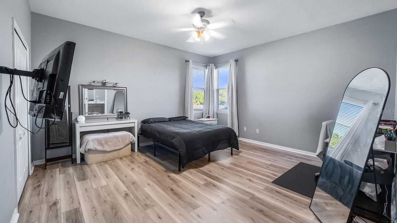 LAKES & SPGS SUB - Residential