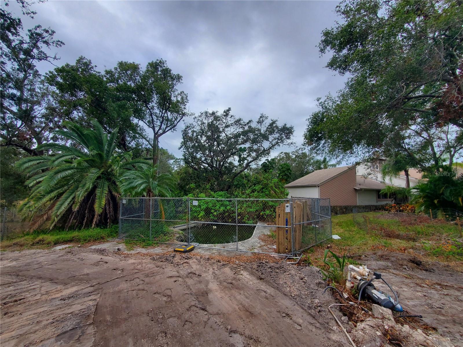2044 RAINBOW FARMS DRIVE