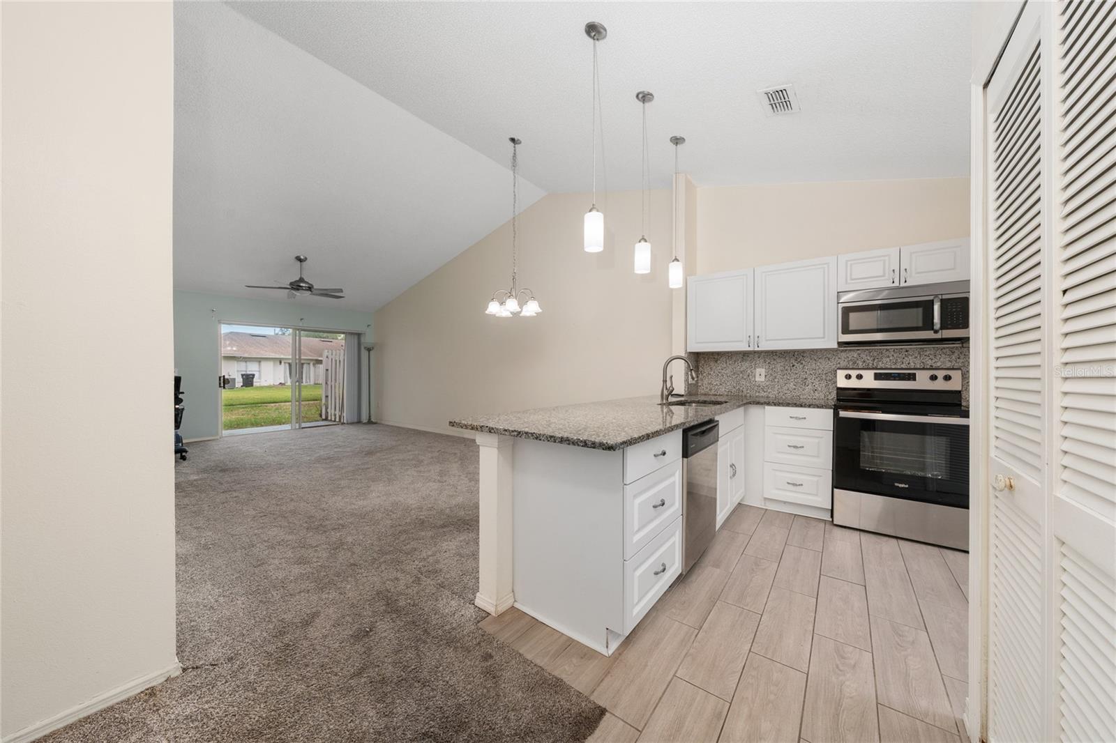 ISLAND COVE VILLAS PH 01 - Residential
