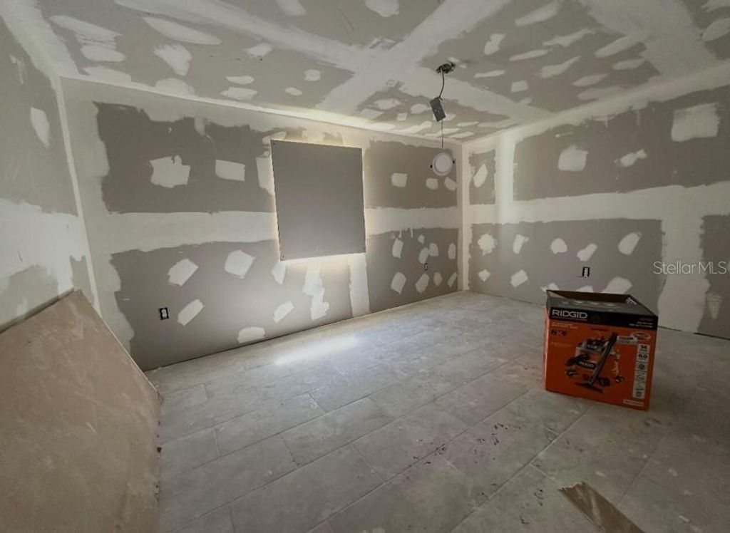 Photo of 7066 54th Avenue N, St Petersburg, FL 33709 (MLS # O6362024)