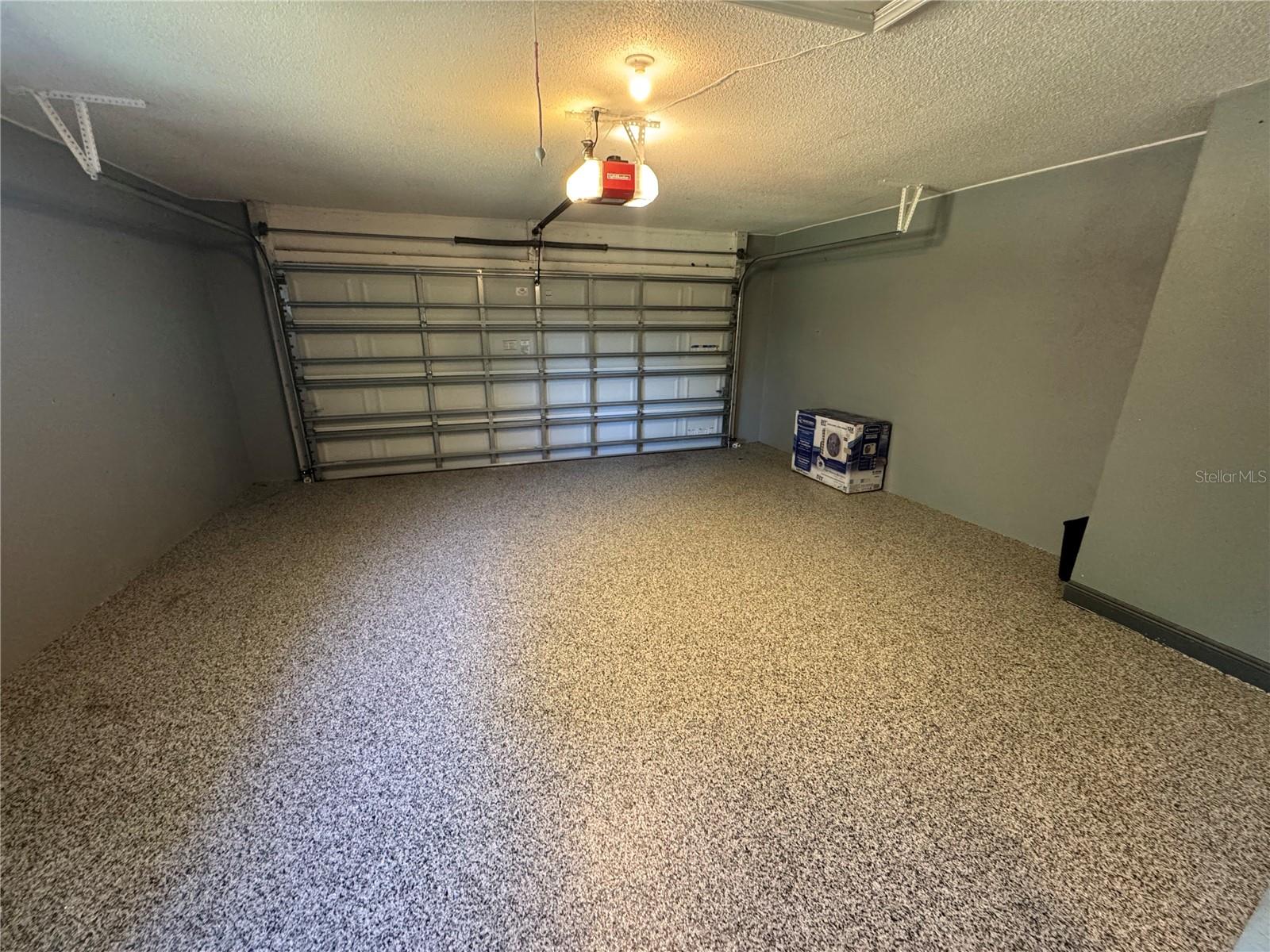 ANGUS ACRES RESUB - Residential Lease