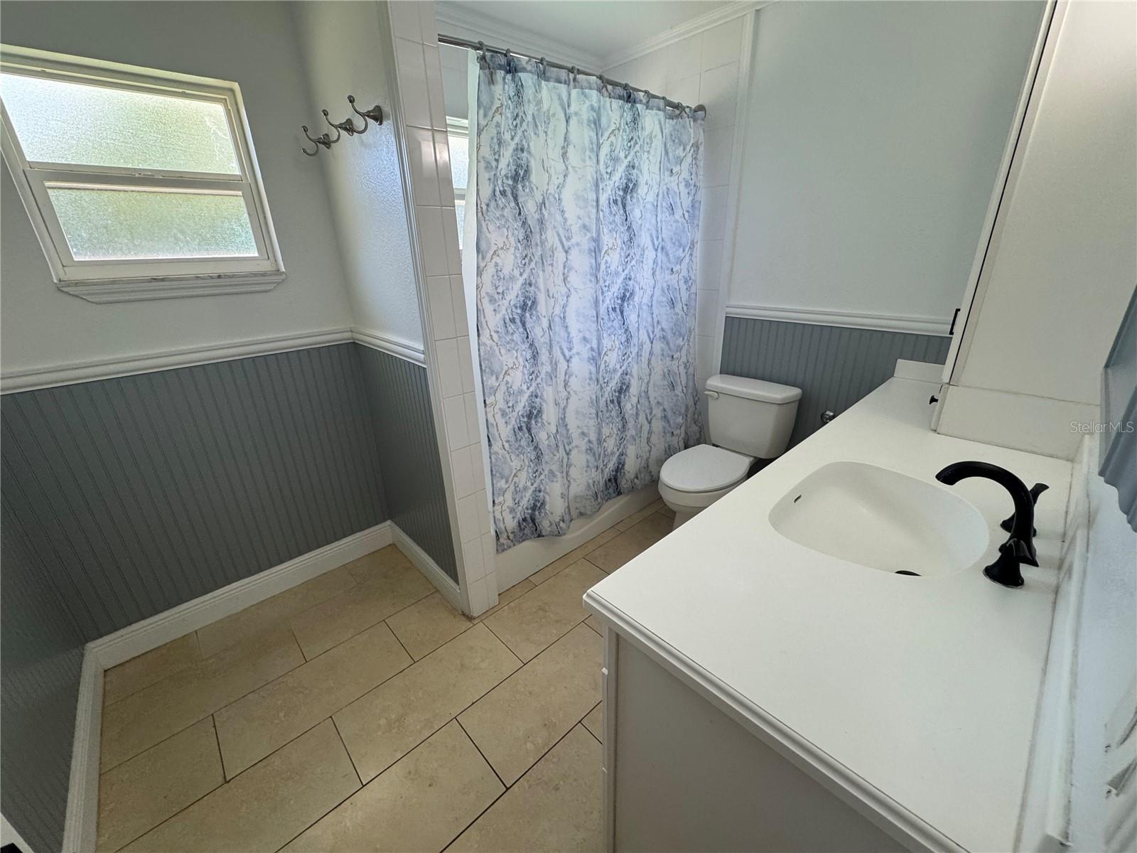 ANGUS ACRES RESUB - Residential Lease