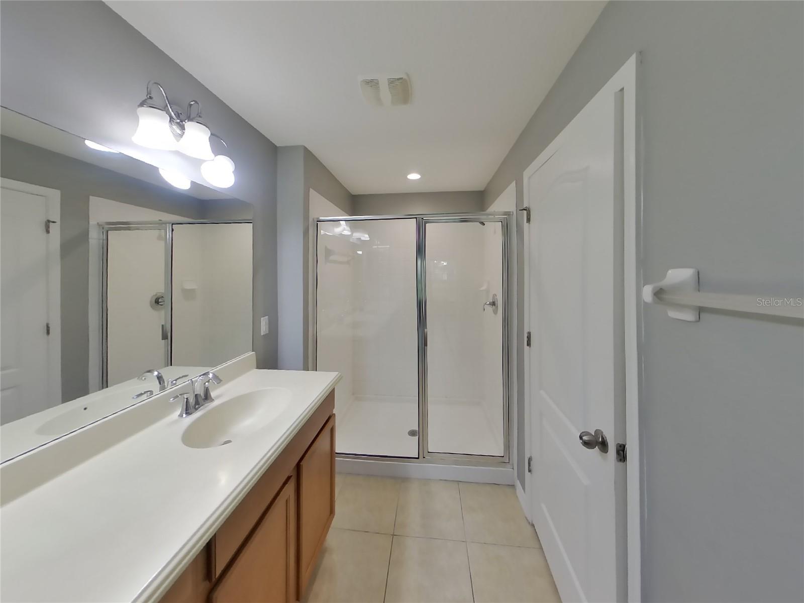 VILLAGES AT AVALON PH 1 - Residential Lease