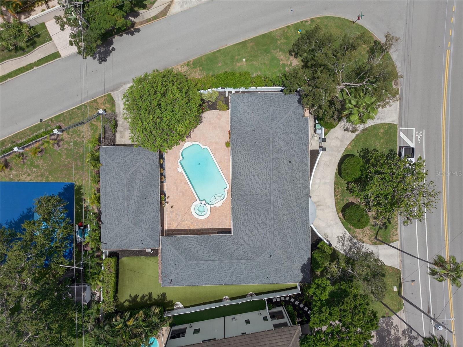 DAVIS ISLANDS - Residential Lease