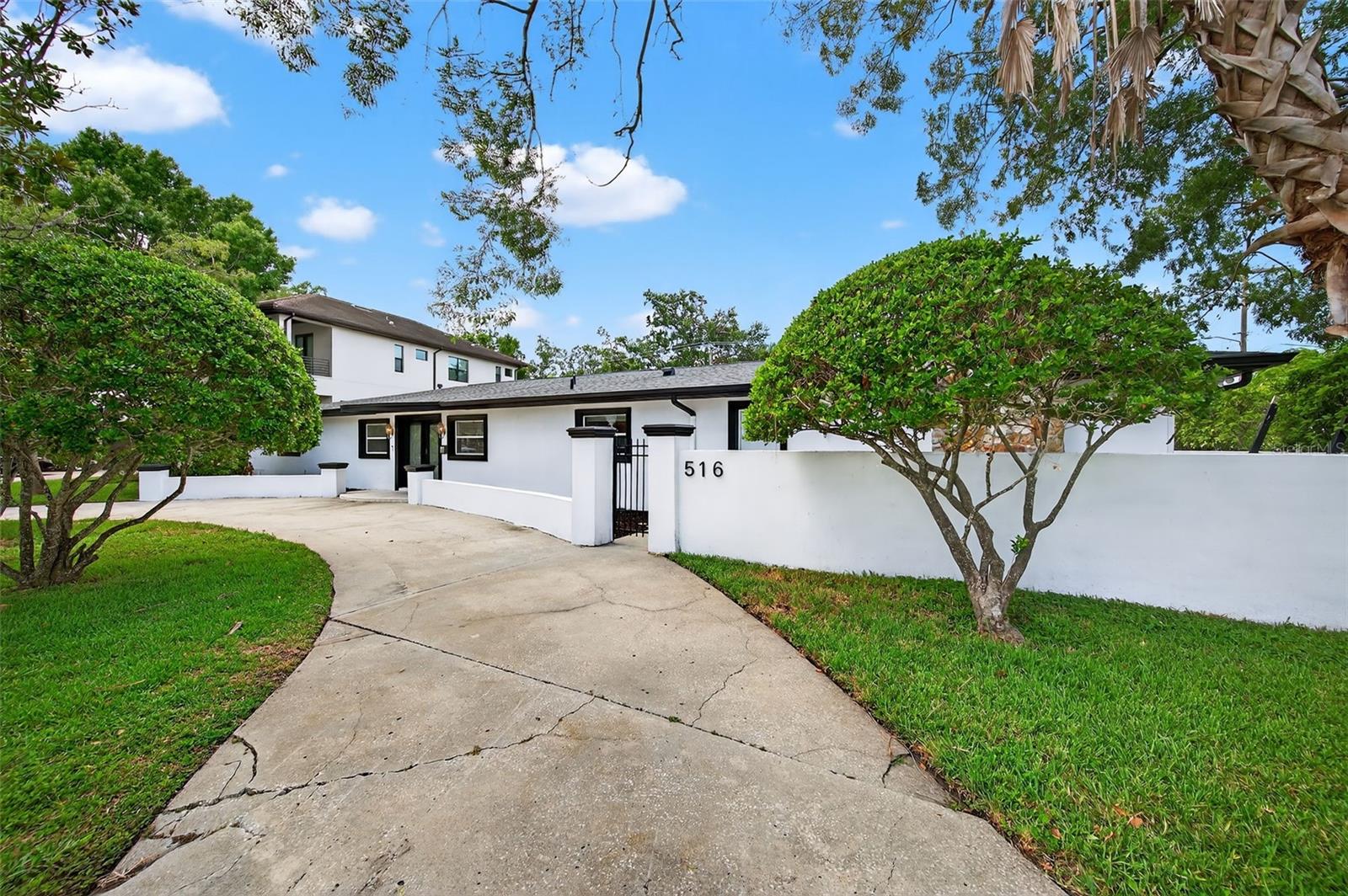 DAVIS ISLANDS - Residential Lease