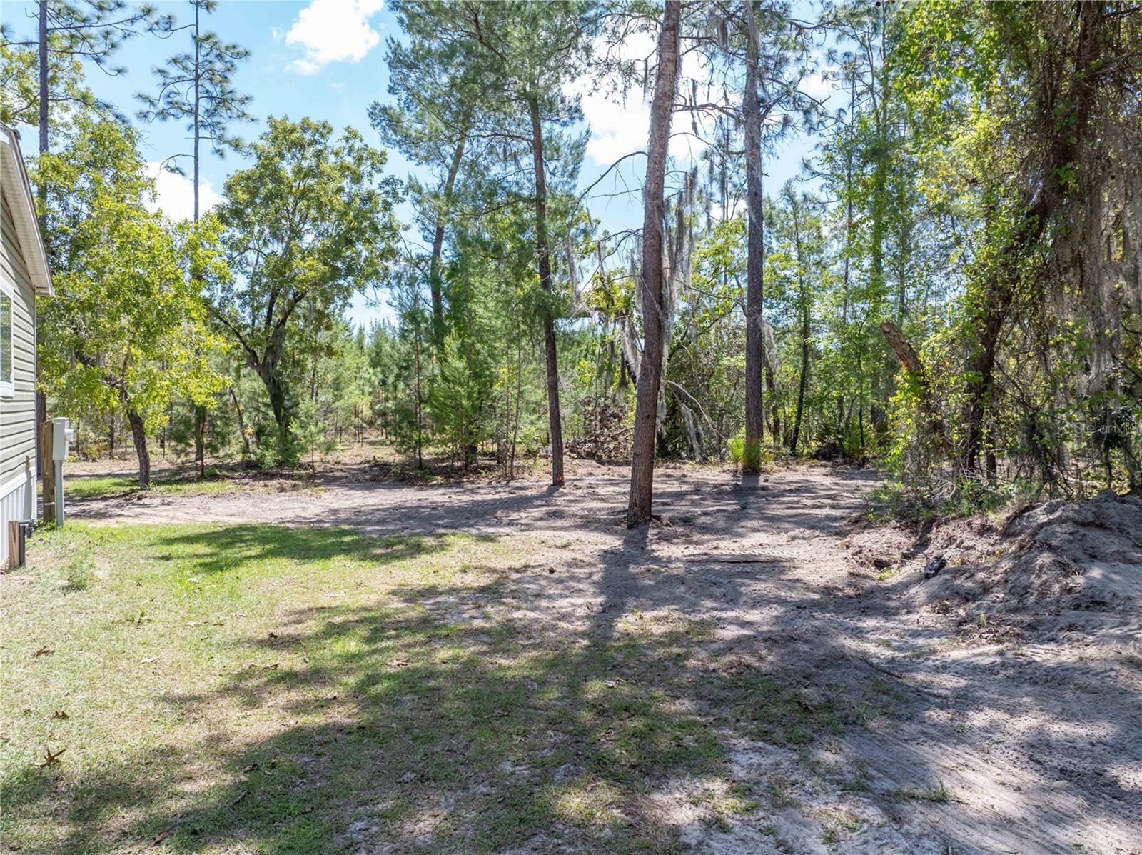 INTERLACHEN LAKE ESTATES - Residential