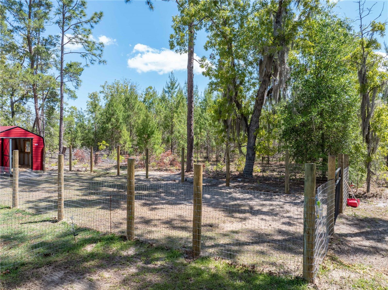 INTERLACHEN LAKE ESTATES - Residential