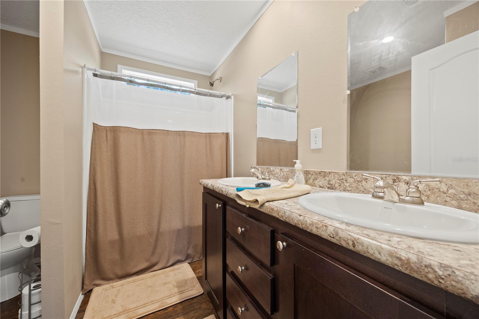 INTERLACHEN LAKE ESTATES - Residential