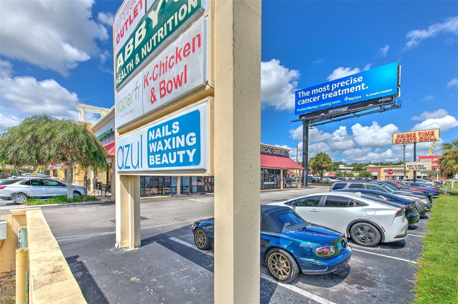 14380 N DALE MABRY