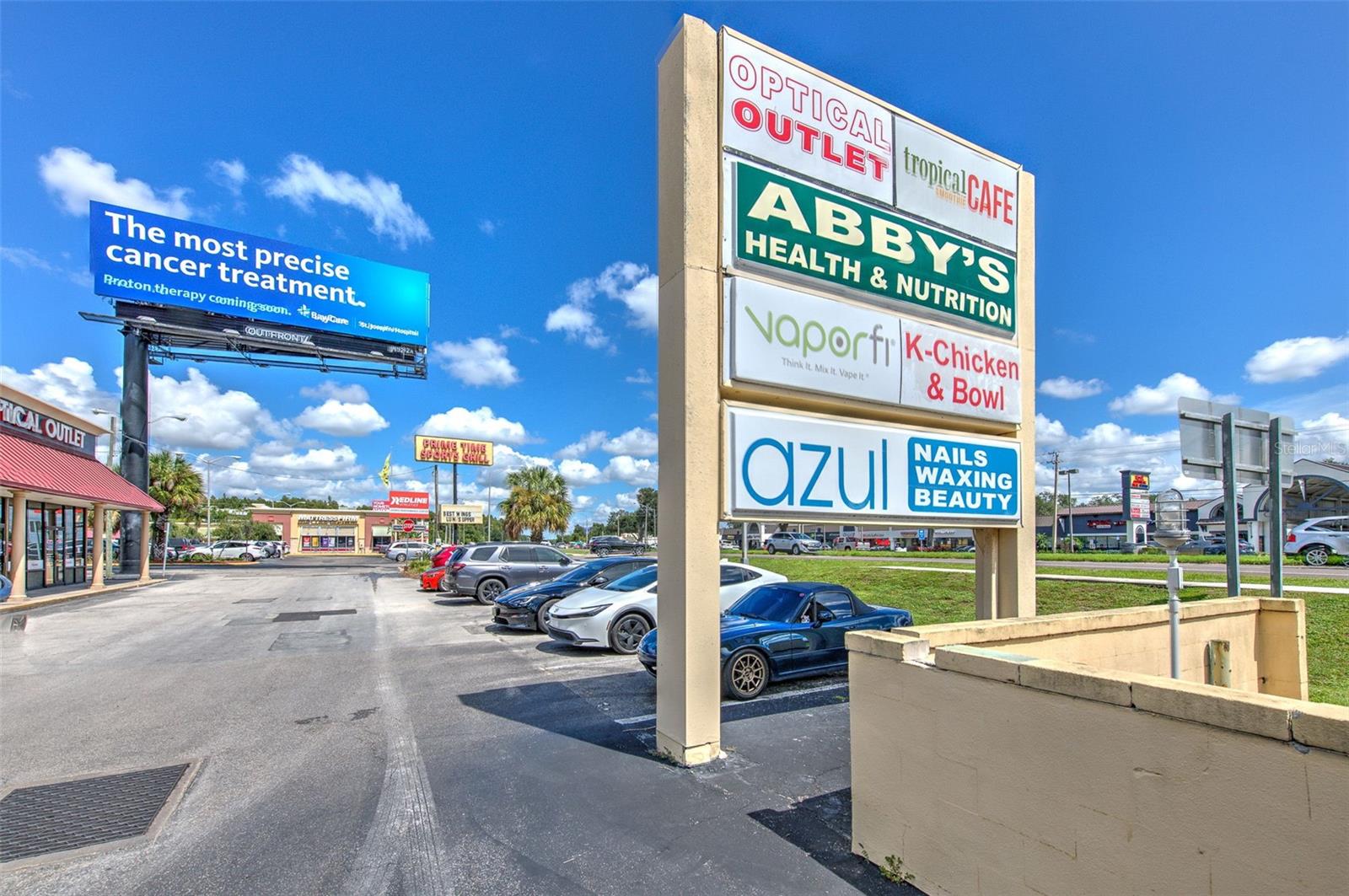 14380 N DALE MABRY