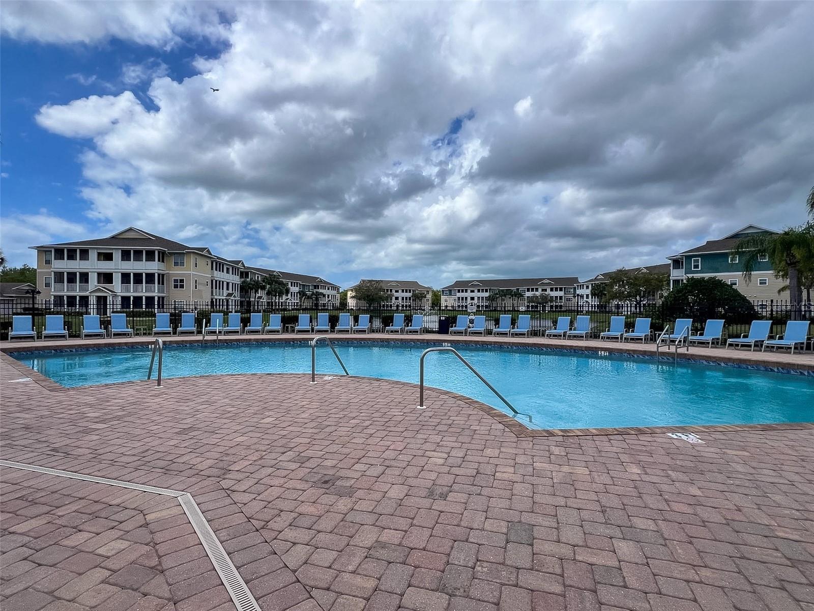 THE PALMS OF CORTEZ - Residential