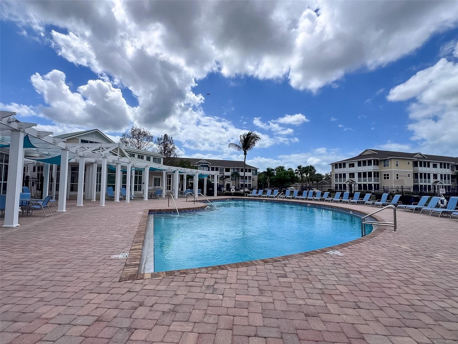 THE PALMS OF CORTEZ - Residential