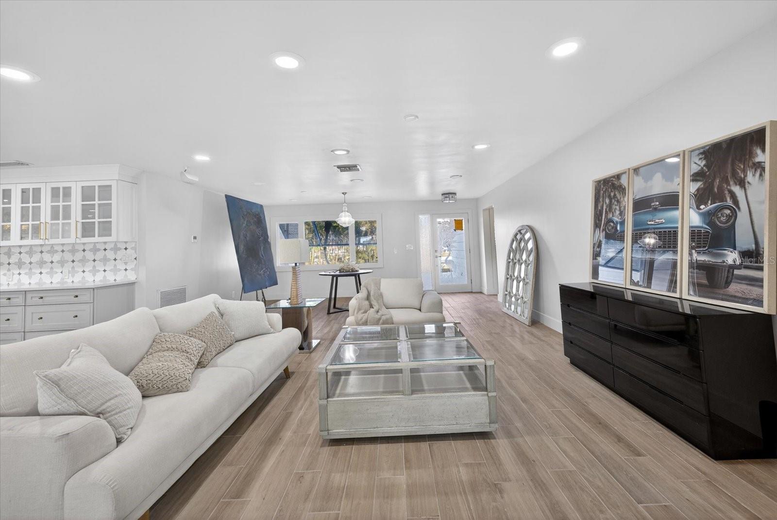 BAHIA SHORES 3RD ADD - Residential