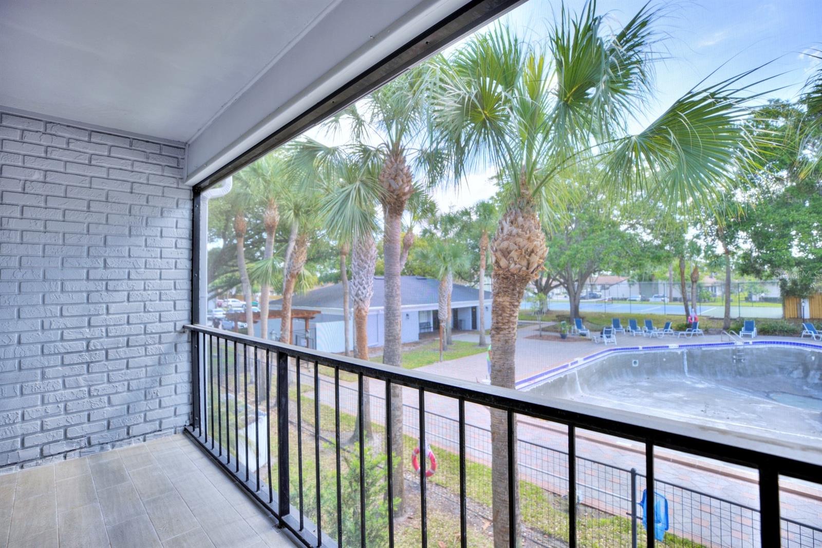 STRATFORD A WINTER PARK CONDO - Residential