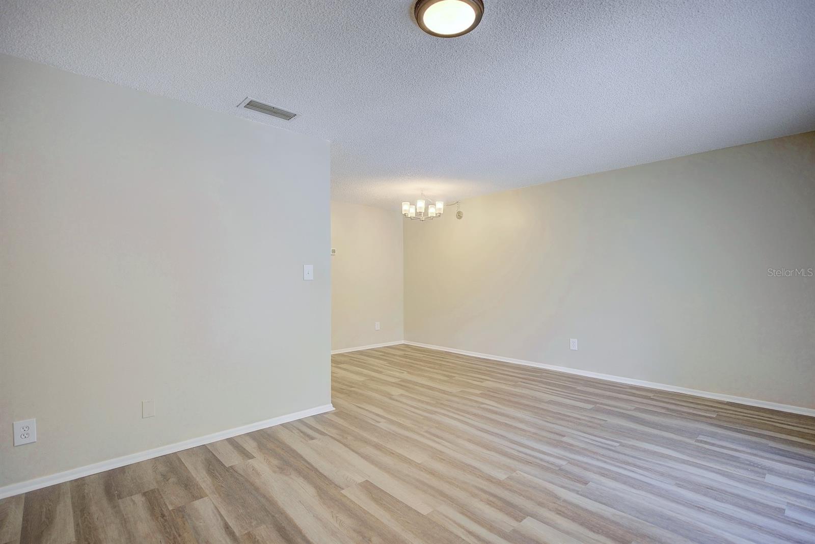 STRATFORD A WINTER PARK CONDO - Residential