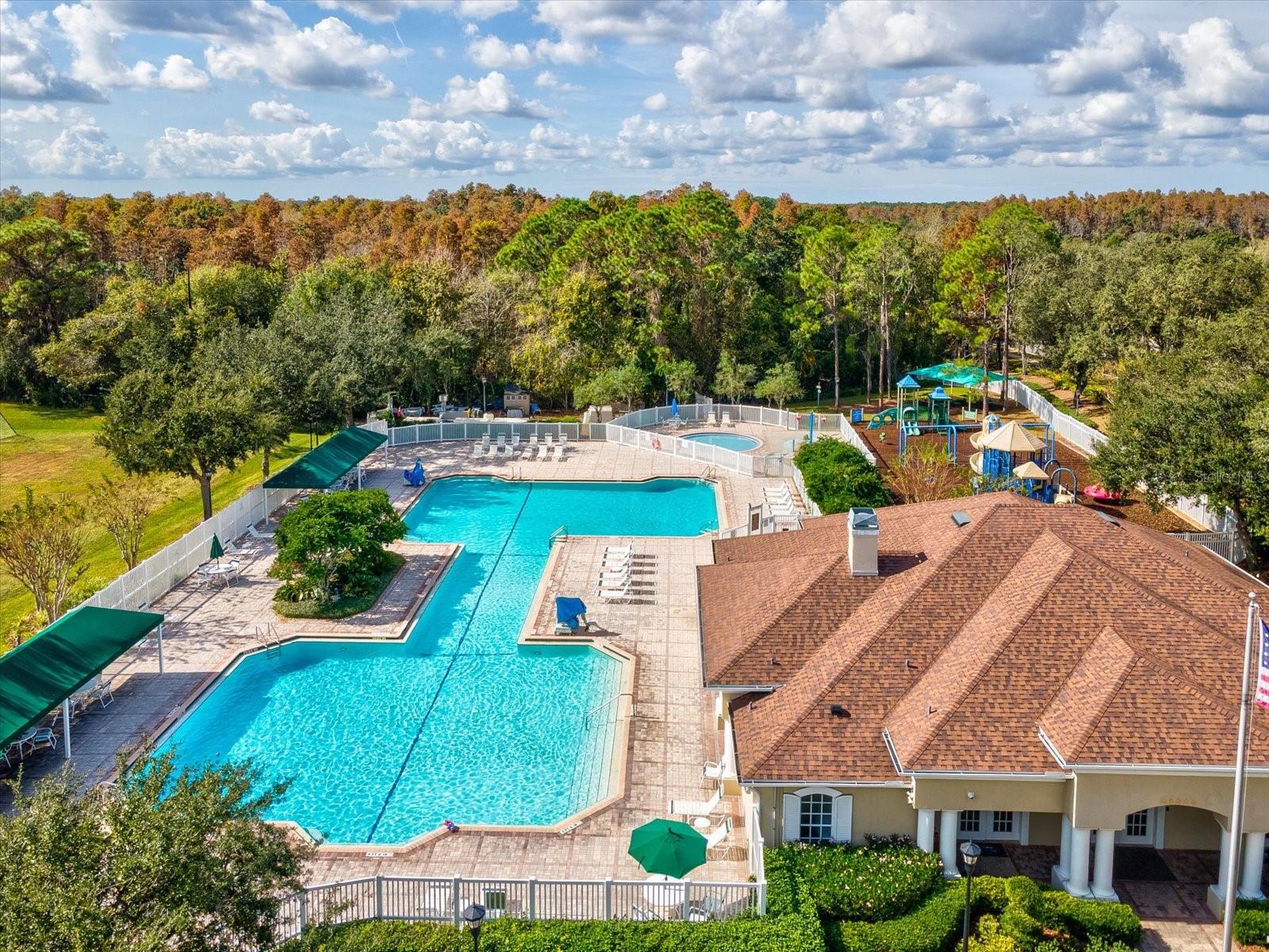 LEXINGTON OAKS VILLAGE 08 09 - Residential