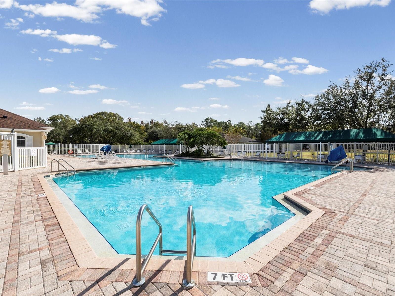 LEXINGTON OAKS VILLAGE 08 09 - Residential