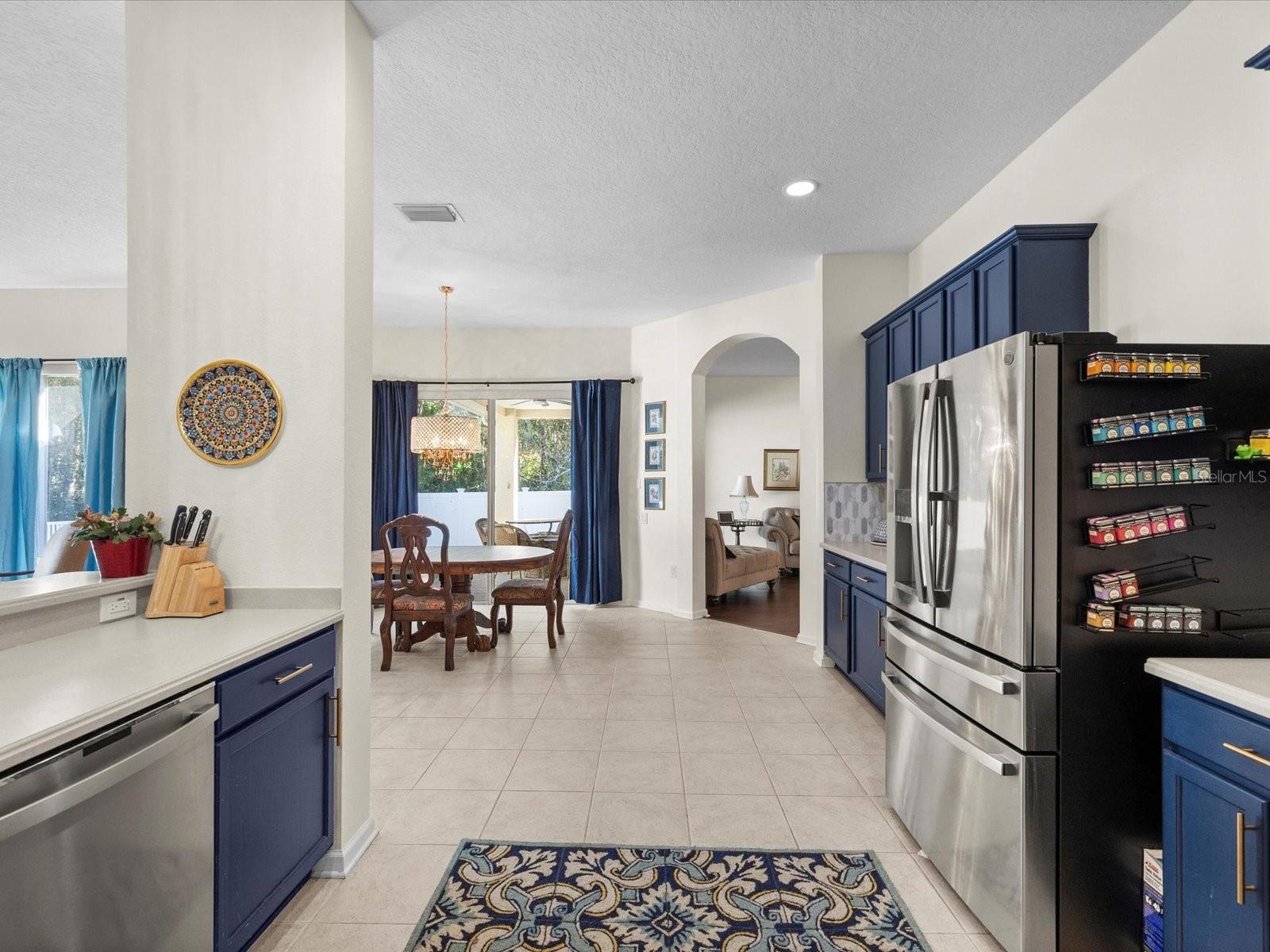 LEXINGTON OAKS VILLAGE 08 09 - Residential