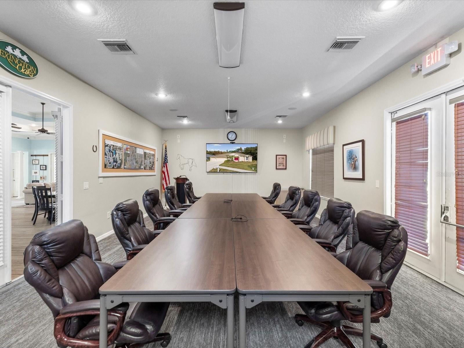 LEXINGTON OAKS VILLAGE 08 09 - Residential