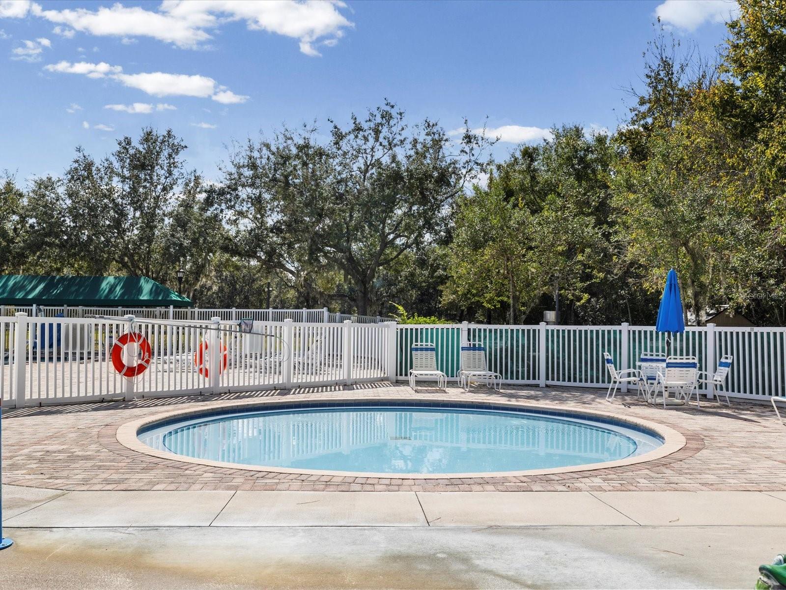 LEXINGTON OAKS VILLAGE 08 09 - Residential