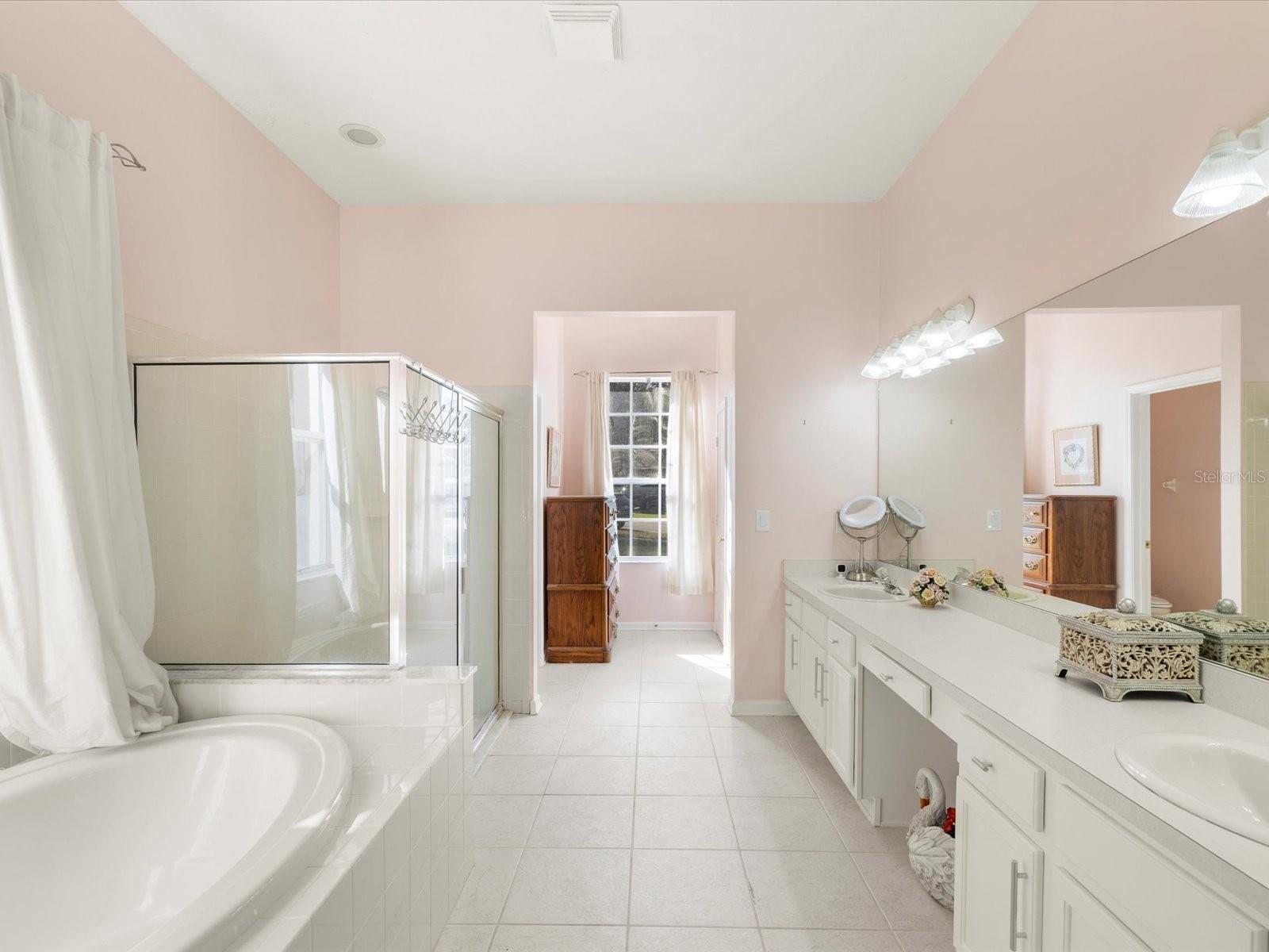 LEXINGTON OAKS VILLAGE 08 09 - Residential