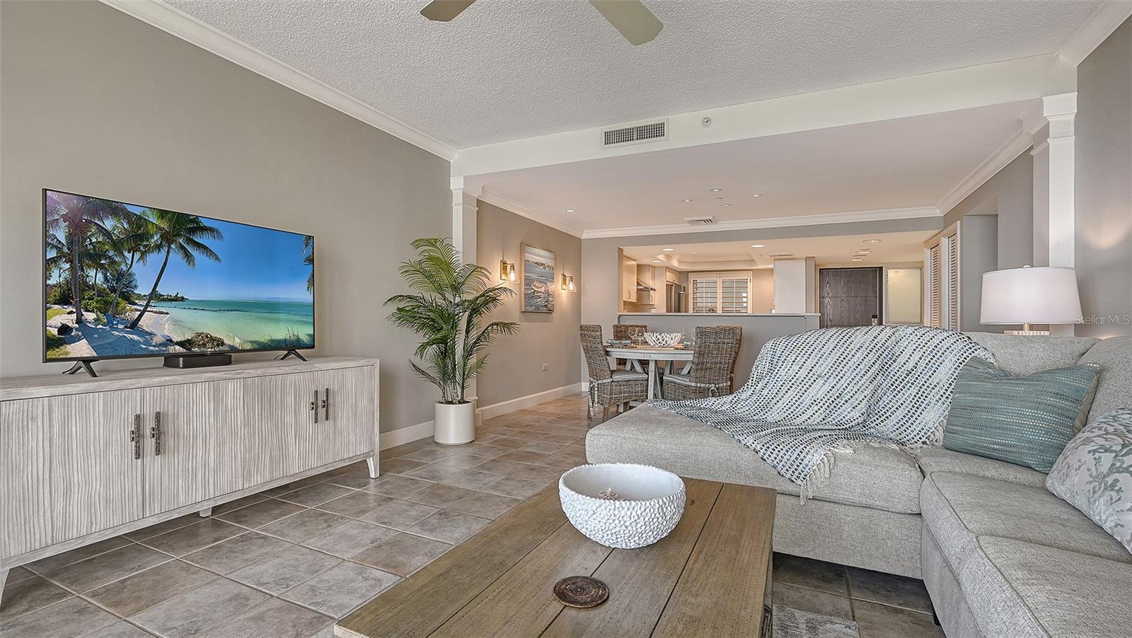 SUNSET BEACH - Residential Lease