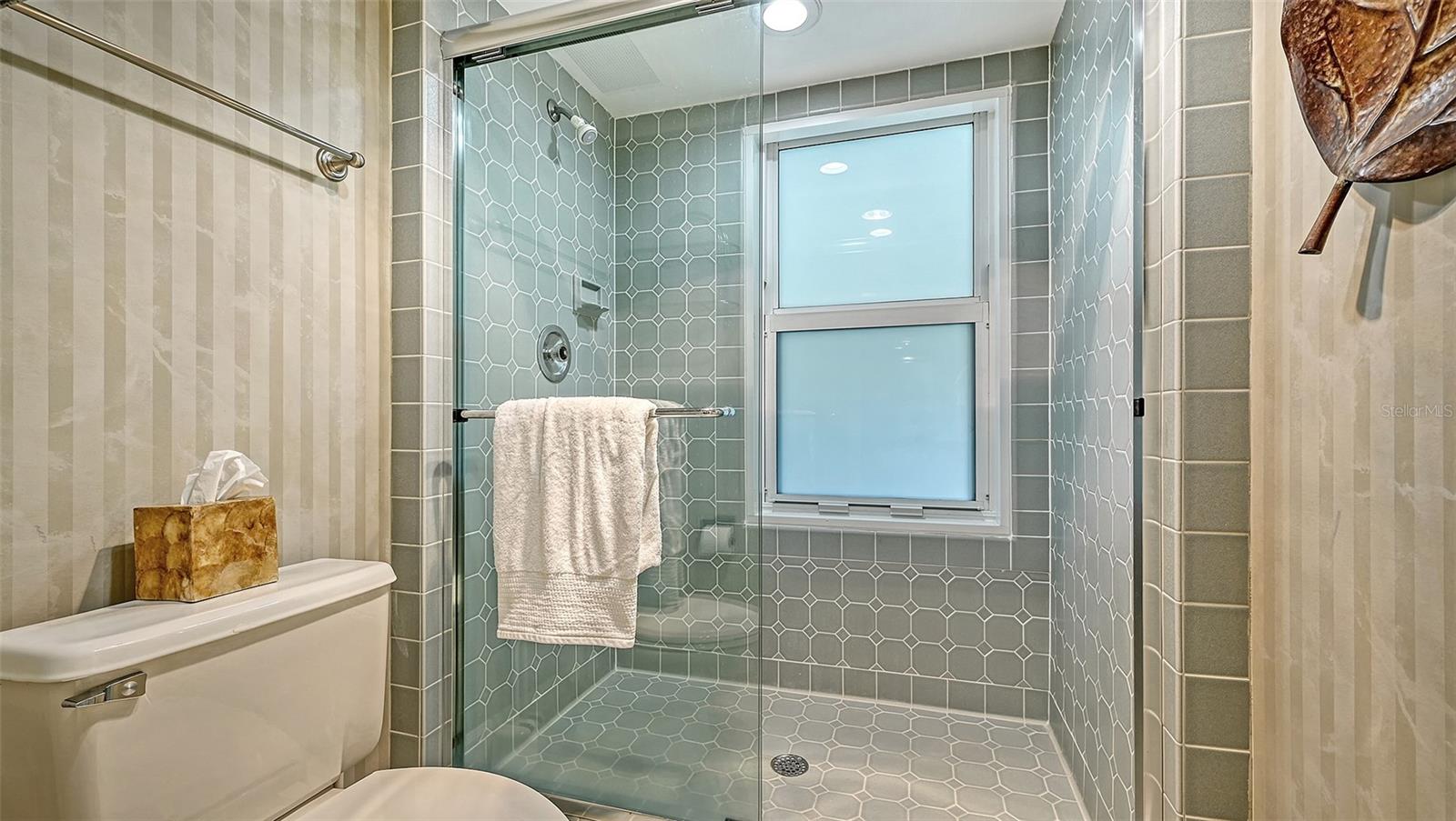 SUNSET BEACH - Residential Lease